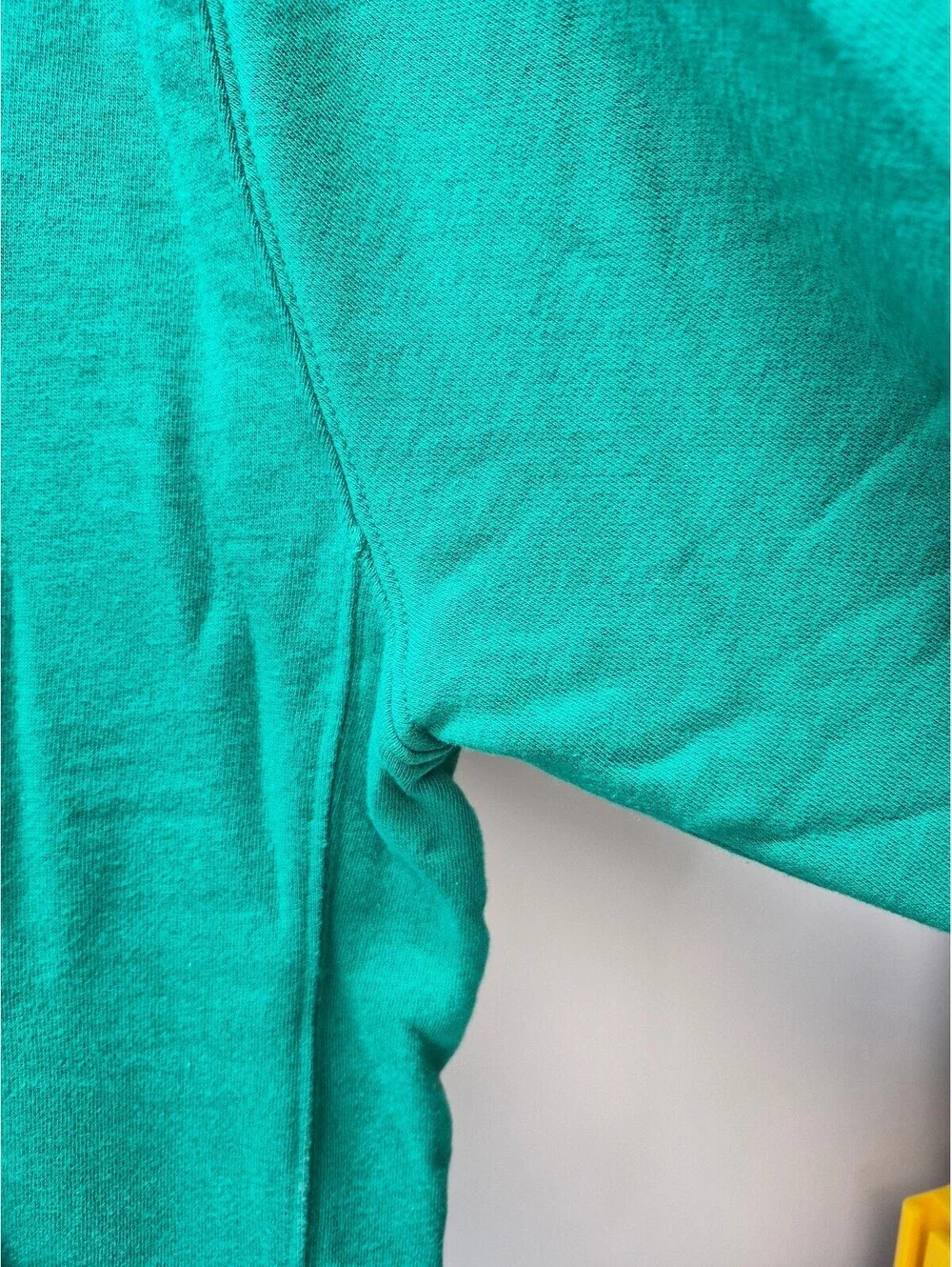Men's Nike Green Pullover Hoodie with White Logo, Size Medium B485
